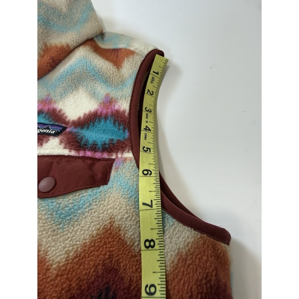 Patagonia Women's Large Snap-T Synchilla Western Aztec Vest Cinder Red Geometric - Picture 6 of 9